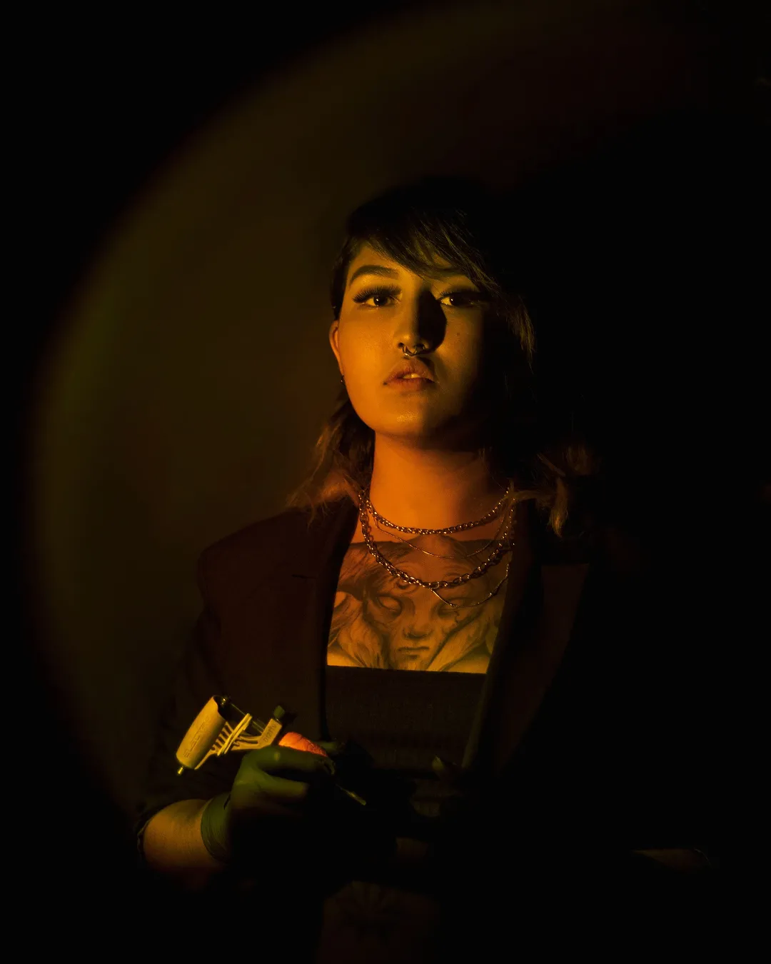 Brenda Gois em retrato editorial